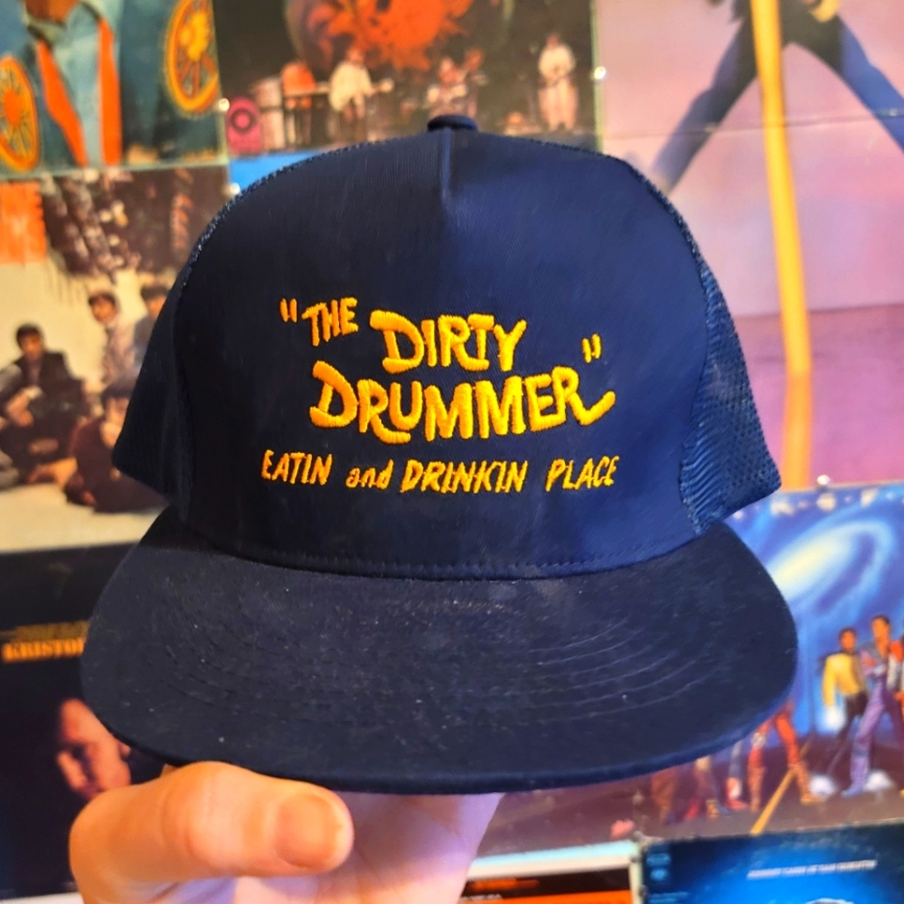 Dirty Drummer Bar (AZ) hat